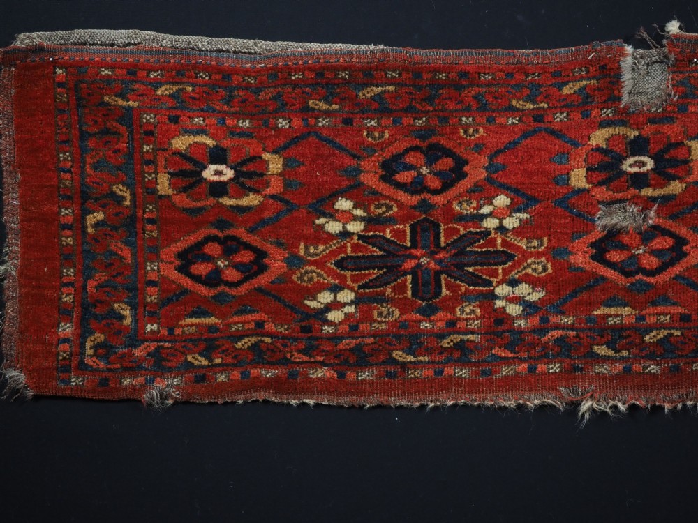 ANTIQUE ERSARI BESHIR TURKMEN TORBA WITH MINA KHANI DESIGN, CIRCA 1870. View VI