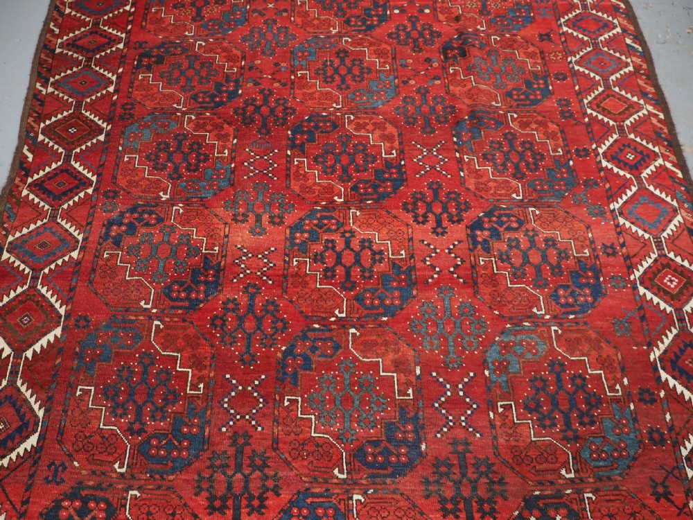 ANTIQUE ERSARI TURKMEN MAIN CARPET, SUPERB COLOUR, CIRCA 1870. View IV