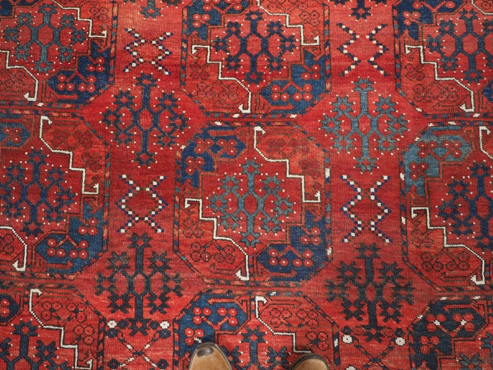 ANTIQUE ERSARI TURKMEN MAIN CARPET, SUPERB COLOUR, CIRCA 1870. View X