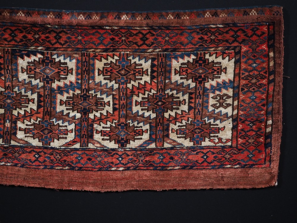 ANTIQUE YOMUT TURKMEN TORBA WITH PLAIN WEAVE BACK, CIRCA 1880. View IV