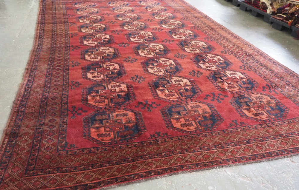 ANTIQUE AFGHAN ERSARI TURKMEN CARPET OF TRADITIONAL DESIGN, LARGE SIZE, CIRCA 1900. View II