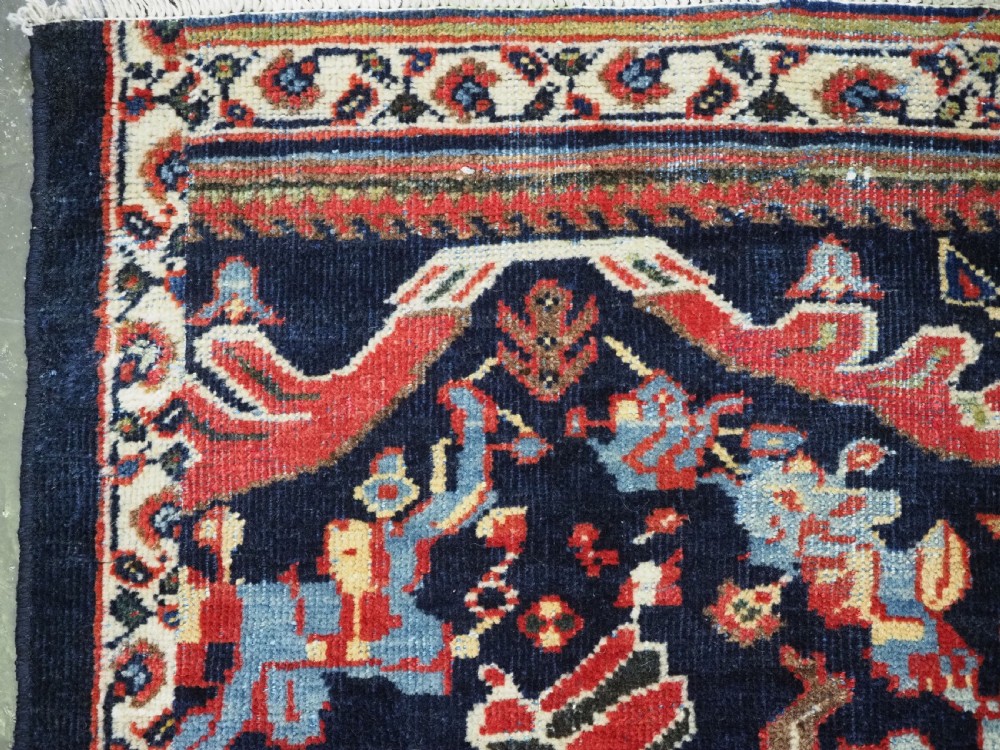 ANTIQUE MAHAL LONG RUNNER OF NARROW WIDTH, GREAT DESIGN & COLOUR, CIRCA 1900. View VIII