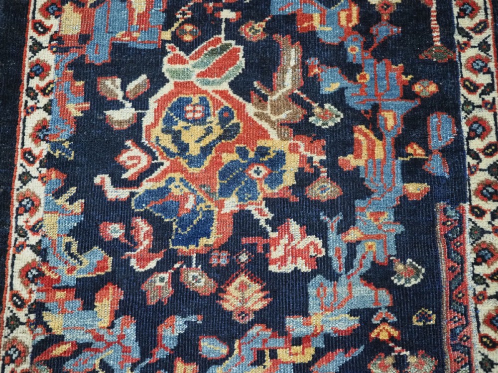 ANTIQUE MAHAL LONG RUNNER OF NARROW WIDTH, GREAT DESIGN & COLOUR, CIRCA 1900. View X