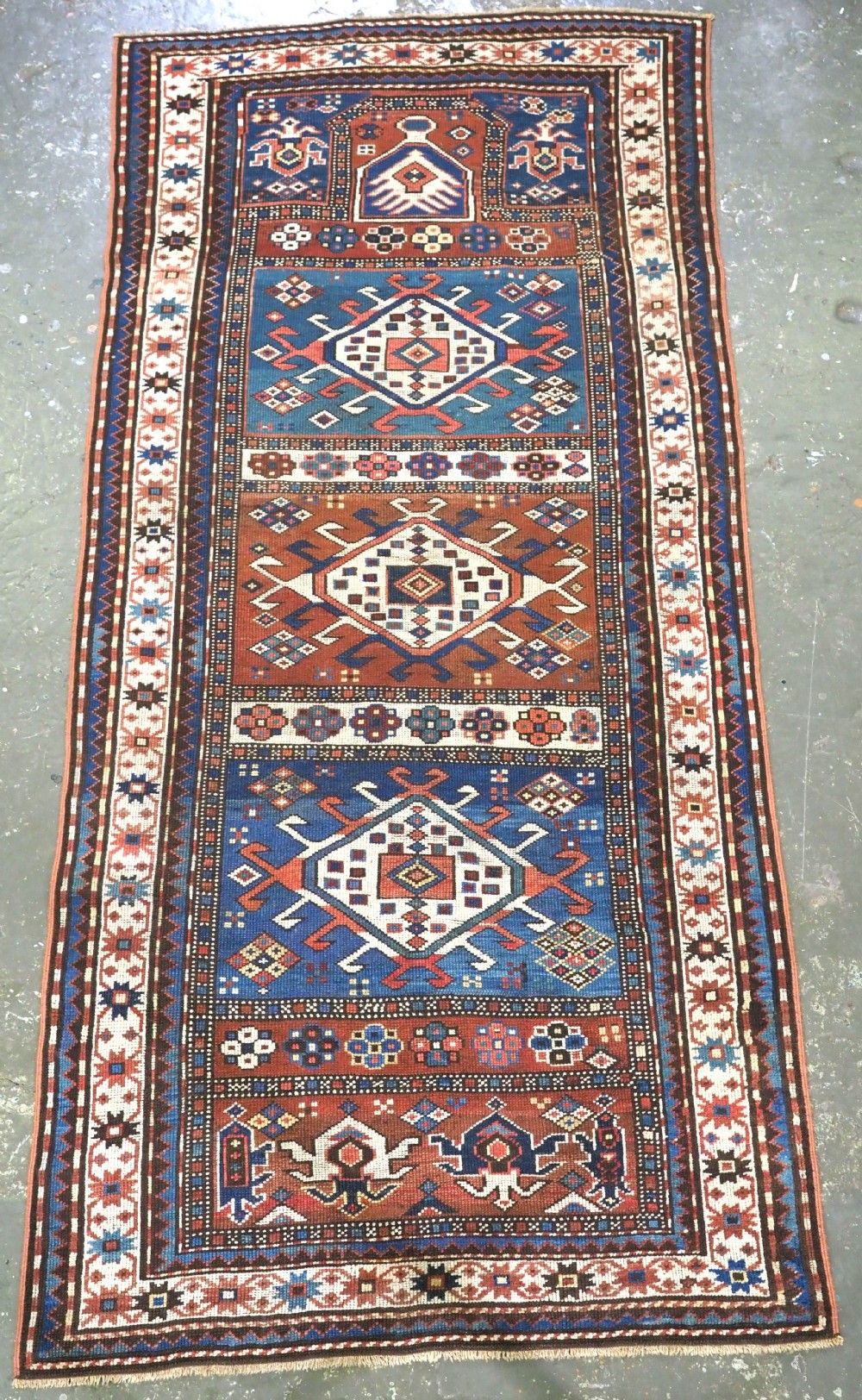ANTIQUE CAUCASIAN ARMENIAN KARABAGH REGION PRAYER / ALTAR RUG OF SCARCE TYPE, CIRCA 1880.