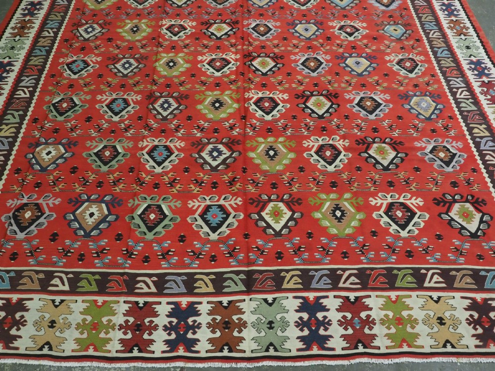 ANTIQUE PIROT / SARKOY KILIM OF REPEAT DESIGN, LARGE ROOM SIZE, CIRCA 1920. View VI