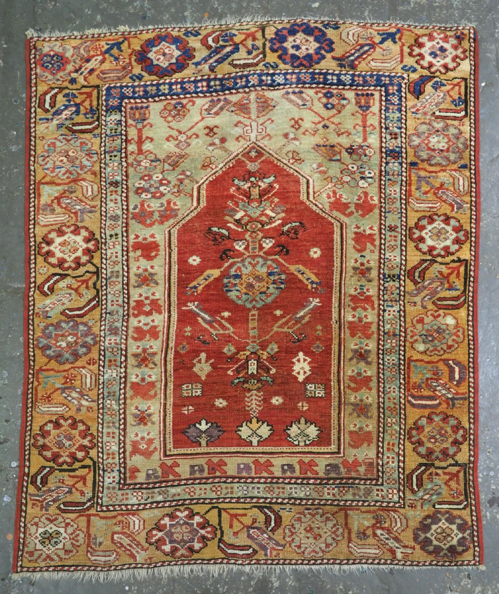 ANTIQUE TURKISH KONYA REGION VILLAGE PRAYER RUG, EARLY 19TH CENTURY.