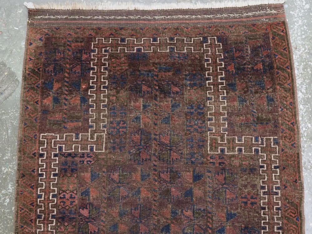 ANTIQUE BALUCH PRAYER RUG, WESTERN AFGHANISTAN, REPEAT LEAF DESIGN, CIRCA 1900. View II