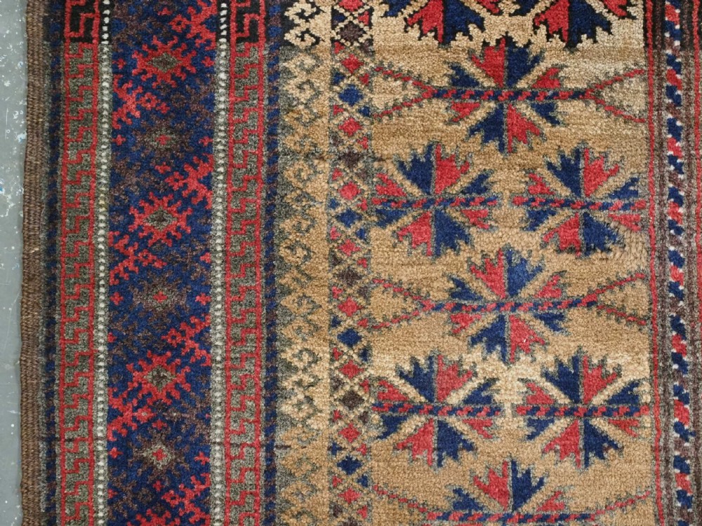 ANTIQUE TIMURI / BALUCH PRAYER RUG, OUTSTANDING CONDITION, CIRCA 1900. View VII
