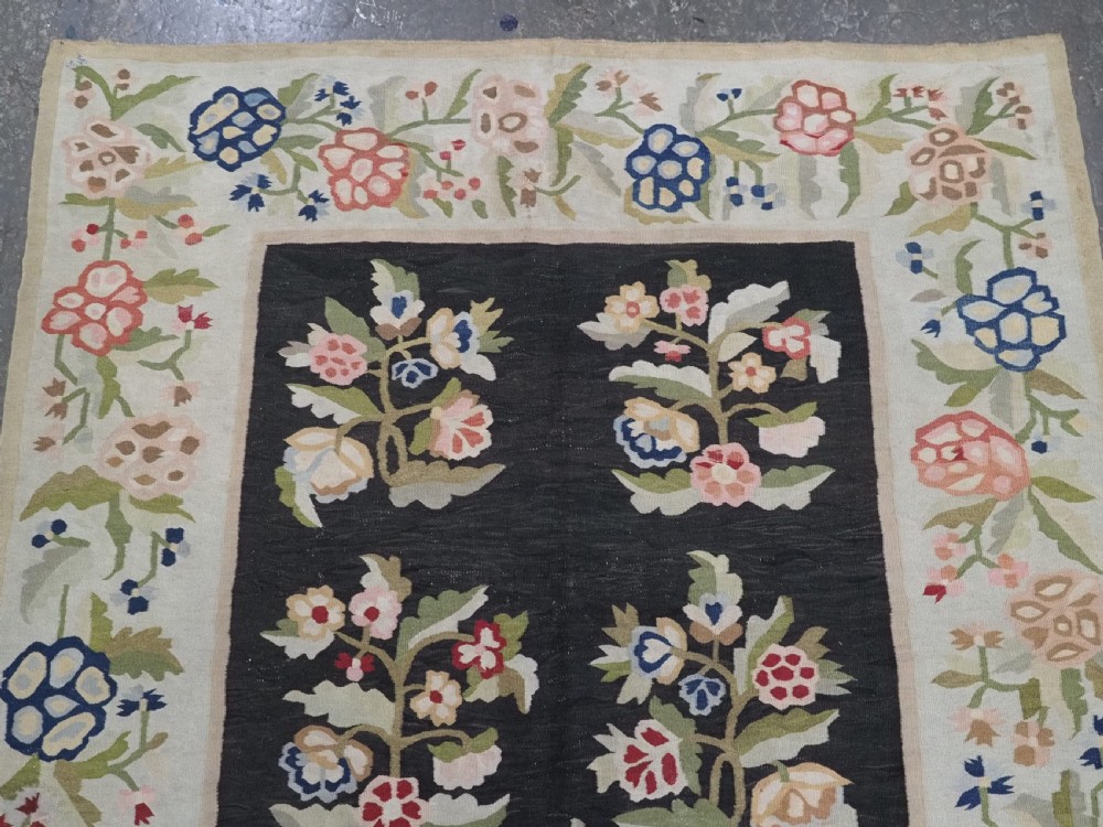 ANTIQUE BESSARABIAN KILIM WITH LARGE SCALE FLORAL DESIGN, LATE 19TH CENTURY. View III