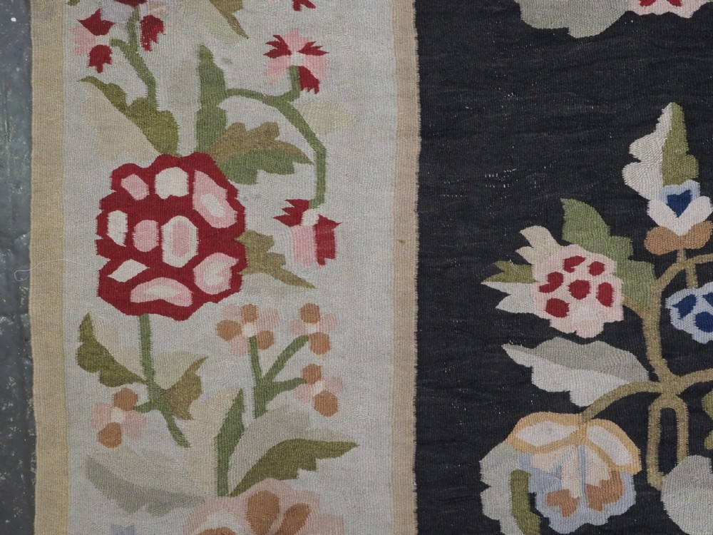 ANTIQUE BESSARABIAN KILIM WITH LARGE SCALE FLORAL DESIGN, LATE 19TH CENTURY. View V