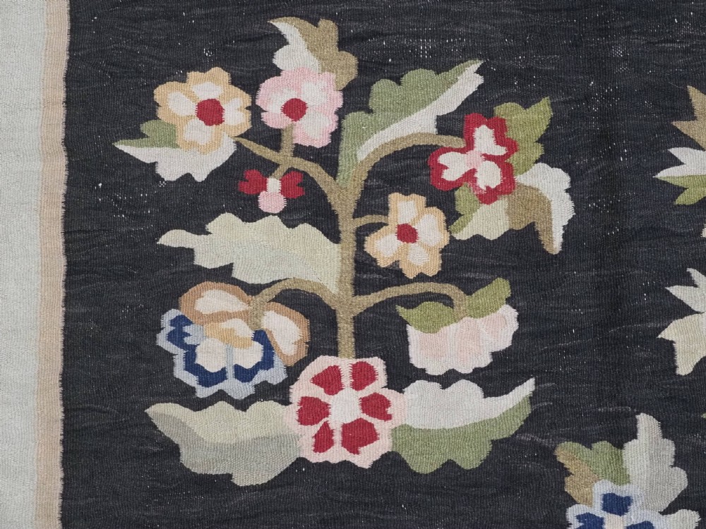 ANTIQUE BESSARABIAN KILIM WITH LARGE SCALE FLORAL DESIGN, LATE 19TH CENTURY. View IX