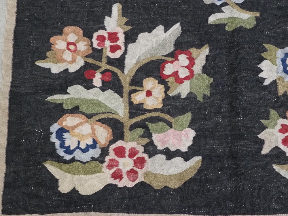 ANTIQUE BESSARABIAN KILIM WITH LARGE SCALE FLORAL DESIGN, LATE 19TH CENTURY. View XII