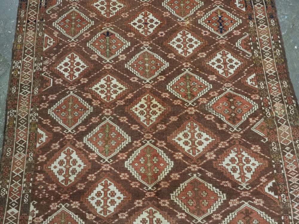 ANTIQUE CHODOR TURKMEN RUG / SMALL MAIN CARPET, WITH ERTMEN GUL DESIGN, CIRCA 1880. View IV