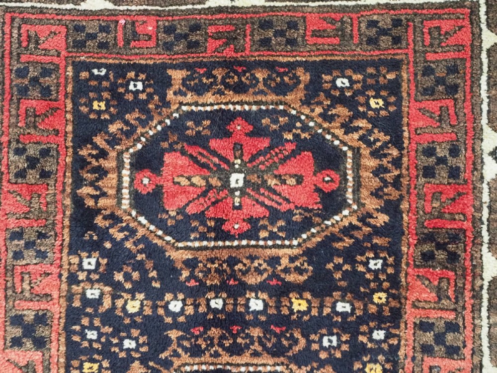 ANTIQUE ARAB BALUCH RUG, FERDOWS REGION, SPECTACULAR BORDER, CIRCA 1900. View VIII