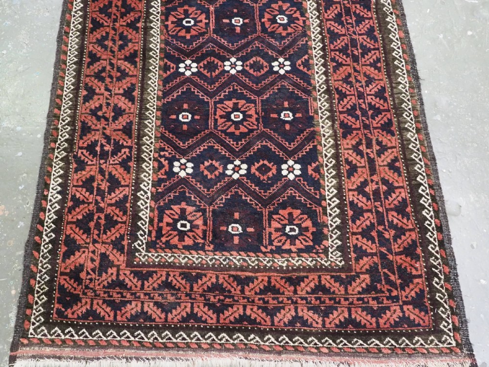 ANTIQUE KHORASAN BALUCH RUG WITH MINA KHANI DESIGN, CIRCA 1900. View IV