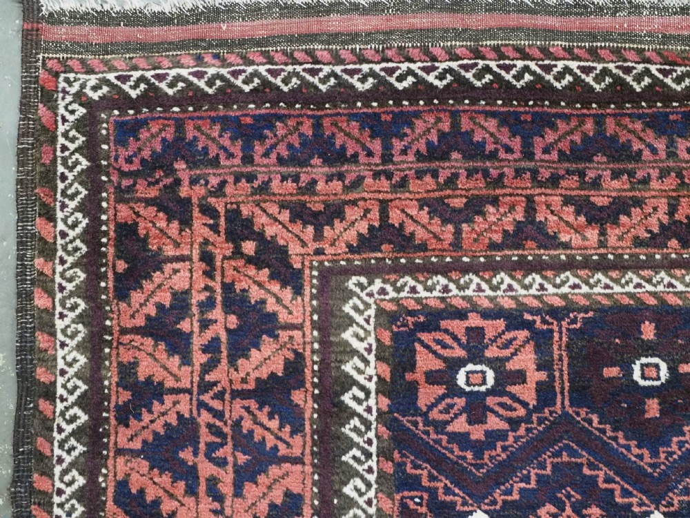 ANTIQUE KHORASAN BALUCH RUG WITH MINA KHANI DESIGN, CIRCA 1900. View V
