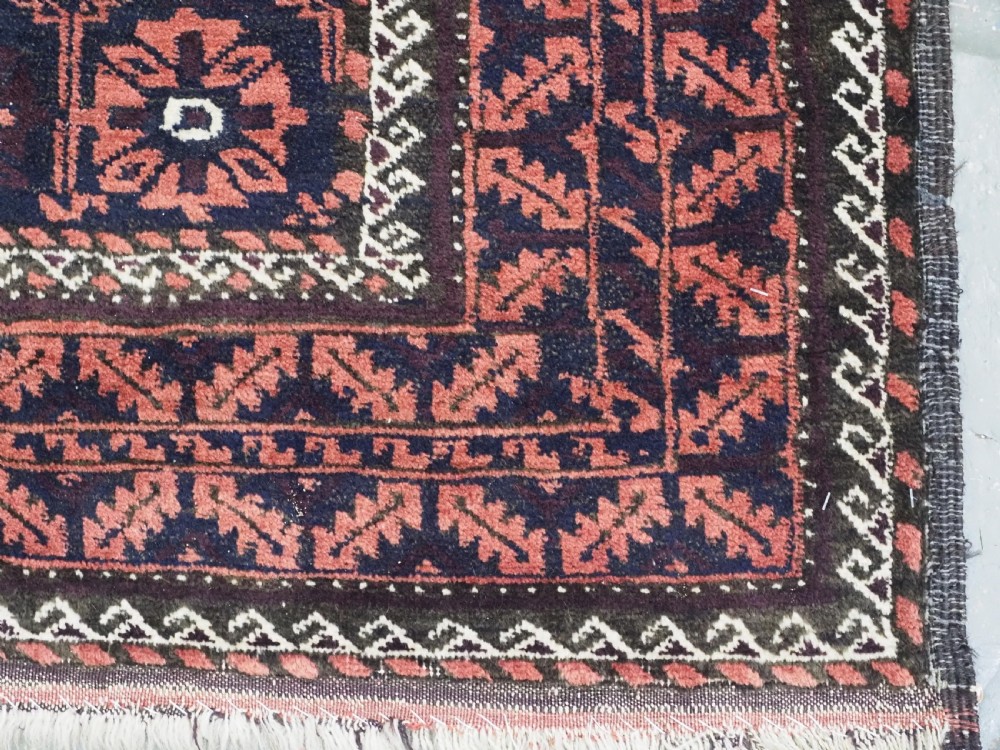 ANTIQUE KHORASAN BALUCH RUG WITH MINA KHANI DESIGN, CIRCA 1900. View X