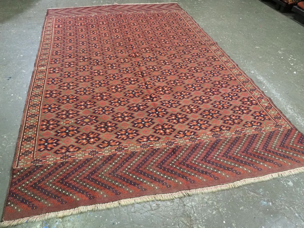 ANTIQUE YOMUT TURKMEN PALAS SOUMAK KILIM, GOOD CONDITION, LONG KILIM ENDS WITH CHEVRON DESIGN, CIRCA 1900/20. View II
