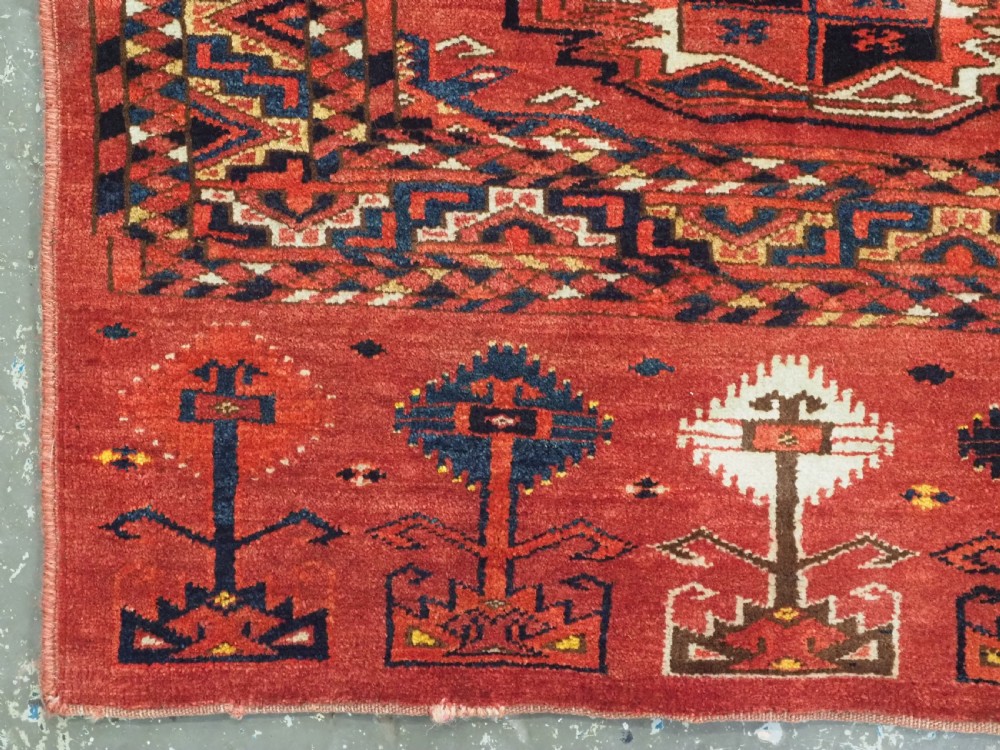 ANTIQUE ERSARI KIZIL AYAK TURKMEN CHUVAL FACE, LARGE TURKMEN TREE ELEM, CIRCA 1900. View V