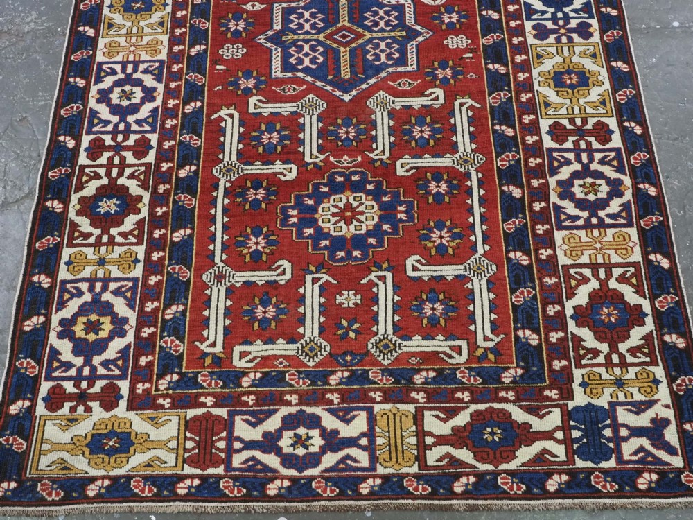 ANTIQUE CAUCASIAN SHIRVAN KUBA REGION RUG WITH AFSHAN DESIGN, CIRCA 1900. View V