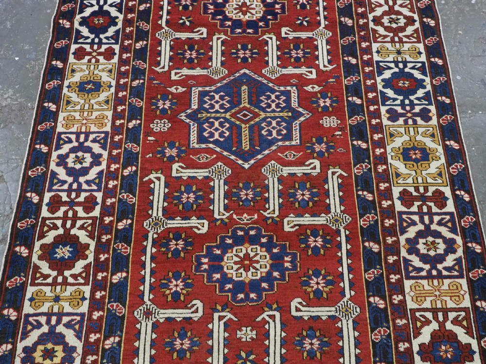ANTIQUE CAUCASIAN SHIRVAN KUBA REGION RUG WITH AFSHAN DESIGN, CIRCA 1900. View VI