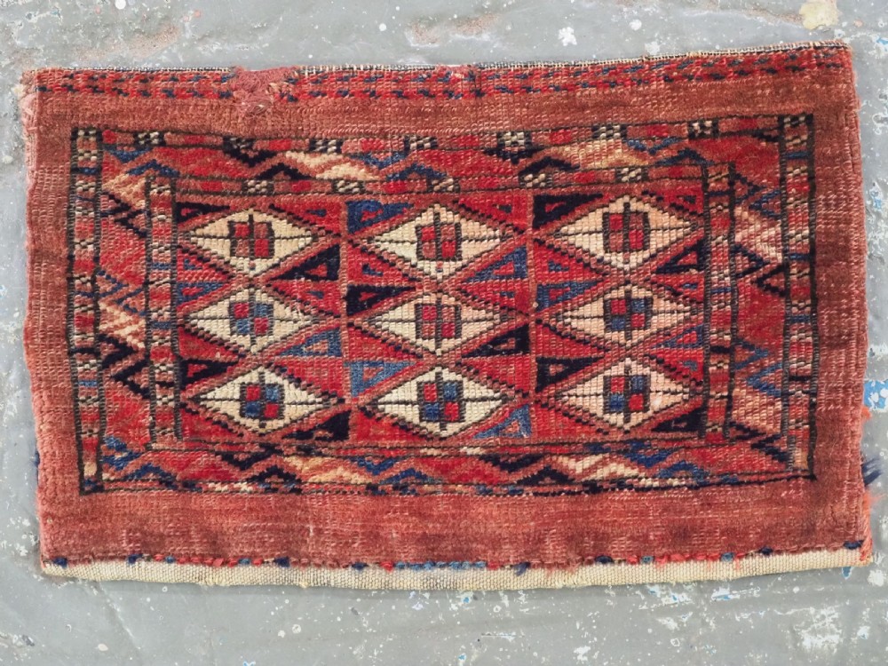 ANTIQUE YOMUT TURKMEN PAIR OF 'KAP' SMALL BAG, COMPLETE WITH BACKS, CIRCA 1880. View III