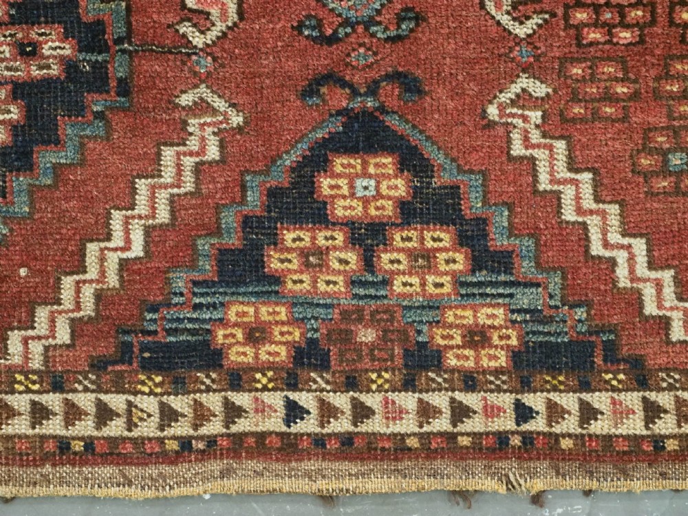 ANTIQUE ERSARI TURKMEN TORBA WITH SCARCE ERTMEN GUL DESIGN, CIRCA 1870. View VII