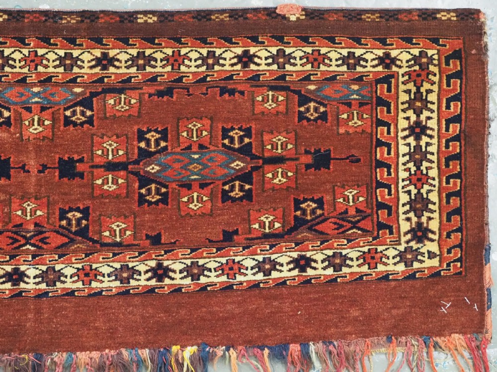 ANTIQUE YOMUT TURKMEN TORBA WITH 'KEPSE' GUL DESIGN, CIRCA 1880. View IV