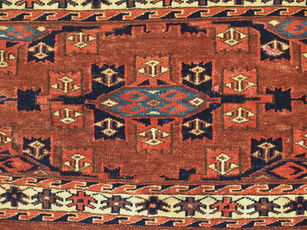 ANTIQUE YOMUT TURKMEN TORBA WITH 'KEPSE' GUL DESIGN, CIRCA 1880. View VI