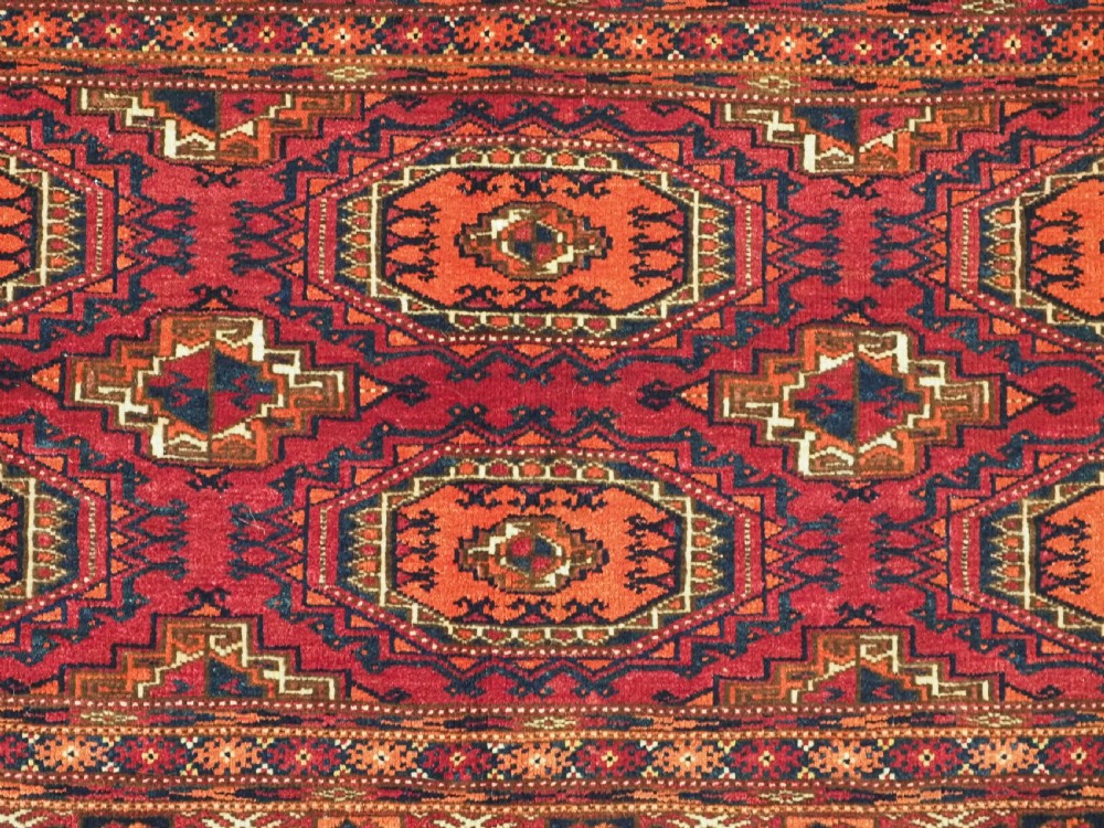 ANTIQUE TEKKE TURKMEN CHUVAL FACE WITH SIX 'SALOR' GULS, CIRCA 1890. View VIII