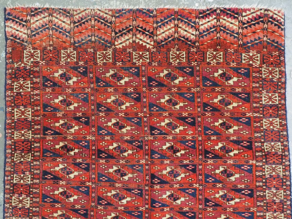 ANTIQUE TEKKE TURKMEN WEDDING DOWRY RUG, 'AINA GUL' DESIGN, CIRCA 1880. View III