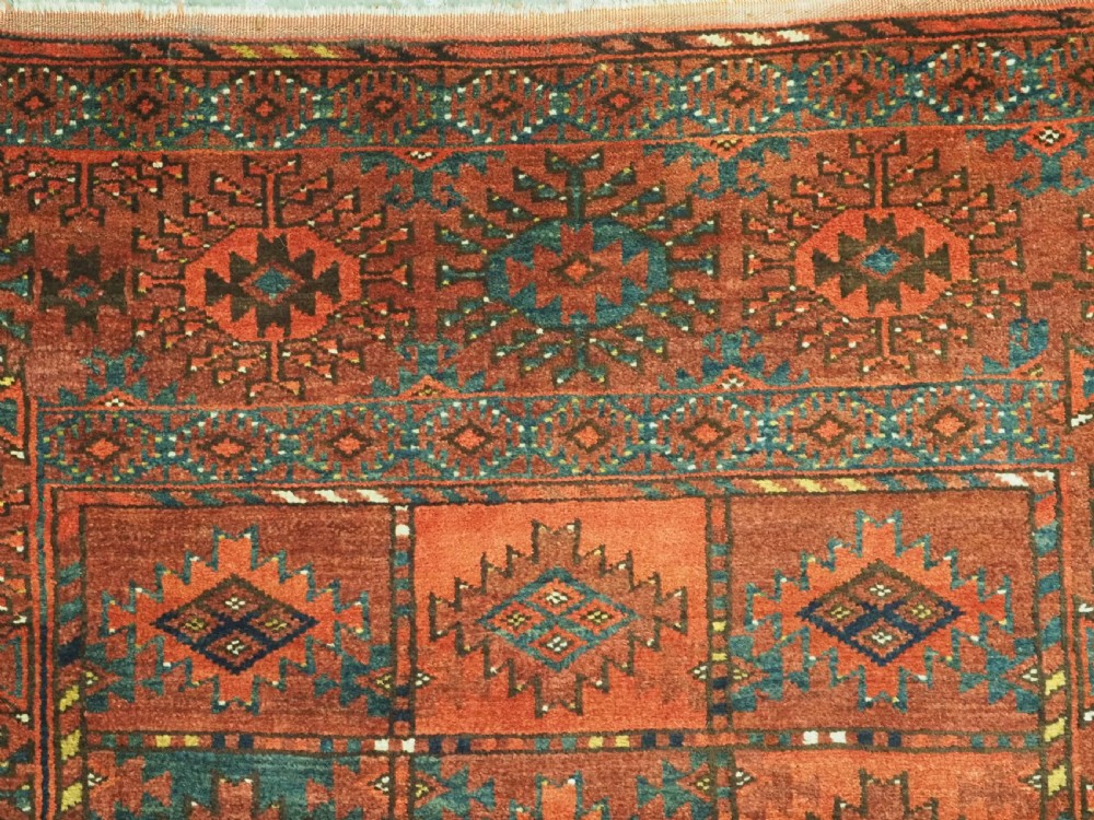ANTIQUE ERSARI TURKMEN DIP KHALI DOWRY RUG OF SMALL SIZE, SUPERB GREEN, CIRCA 1880. View VIII