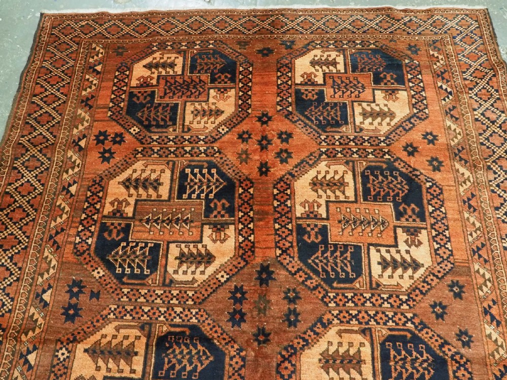 ANTIQUE AFGHAN SULAYMAN ERSARI TURKMEN CARPET, NORTHERN AFGHANISTAN, CIRCA 1900. View III