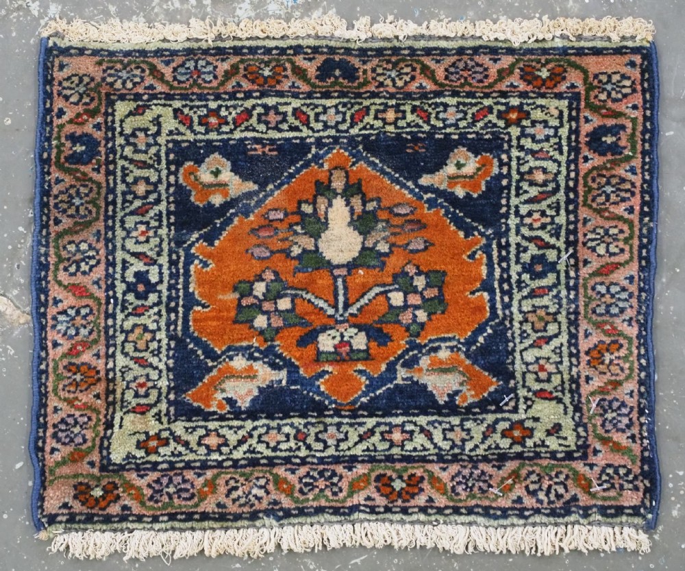 ANTIQUE FARAGHAN 'CHANTEH' BAG FACE OF SMALL SIZE, CIRCA 1900.