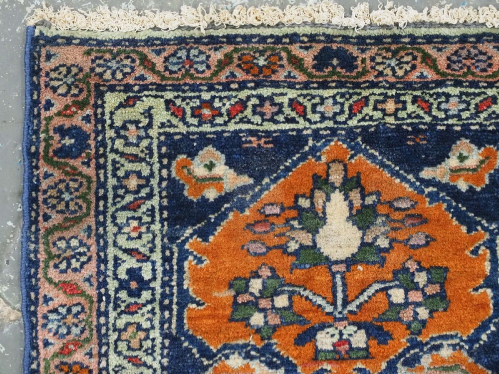 ANTIQUE FARAGHAN 'CHANTEH' BAG FACE OF SMALL SIZE, CIRCA 1900. View II