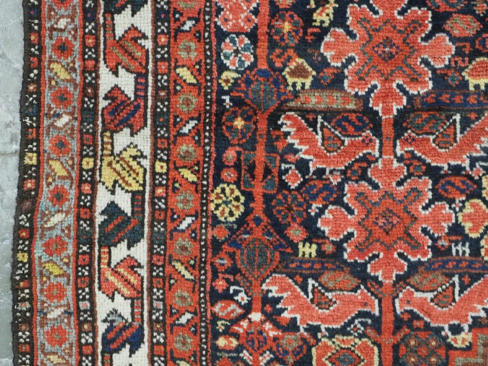 ANTIQUE TRIBAL KHAMSEH BIRD 'MORGH' RUG, LINKED MEDALLIONS, CIRCA 1900. View VI