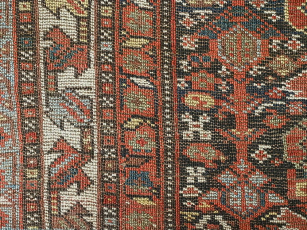 ANTIQUE TRIBAL KHAMSEH BIRD 'MORGH' RUG, LINKED MEDALLIONS, CIRCA 1900. View VII
