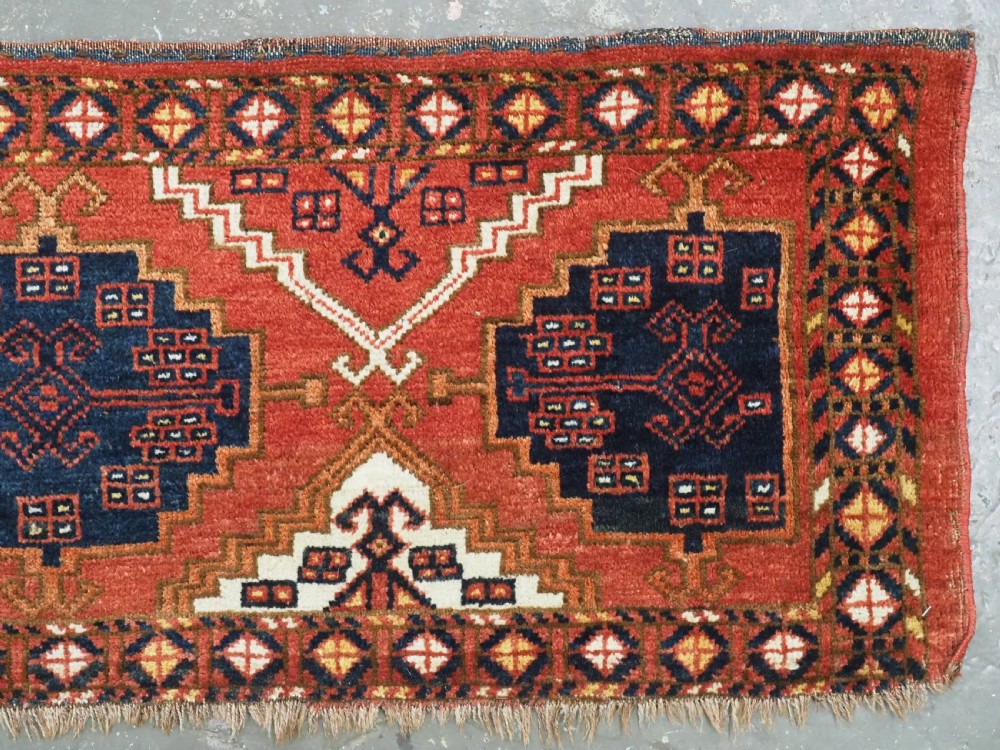 ANTIQUE ERSARI TURKMEN TORBA WITH CHODOR ERTMEN GUL DESIGN, CIRCA 1880. View V