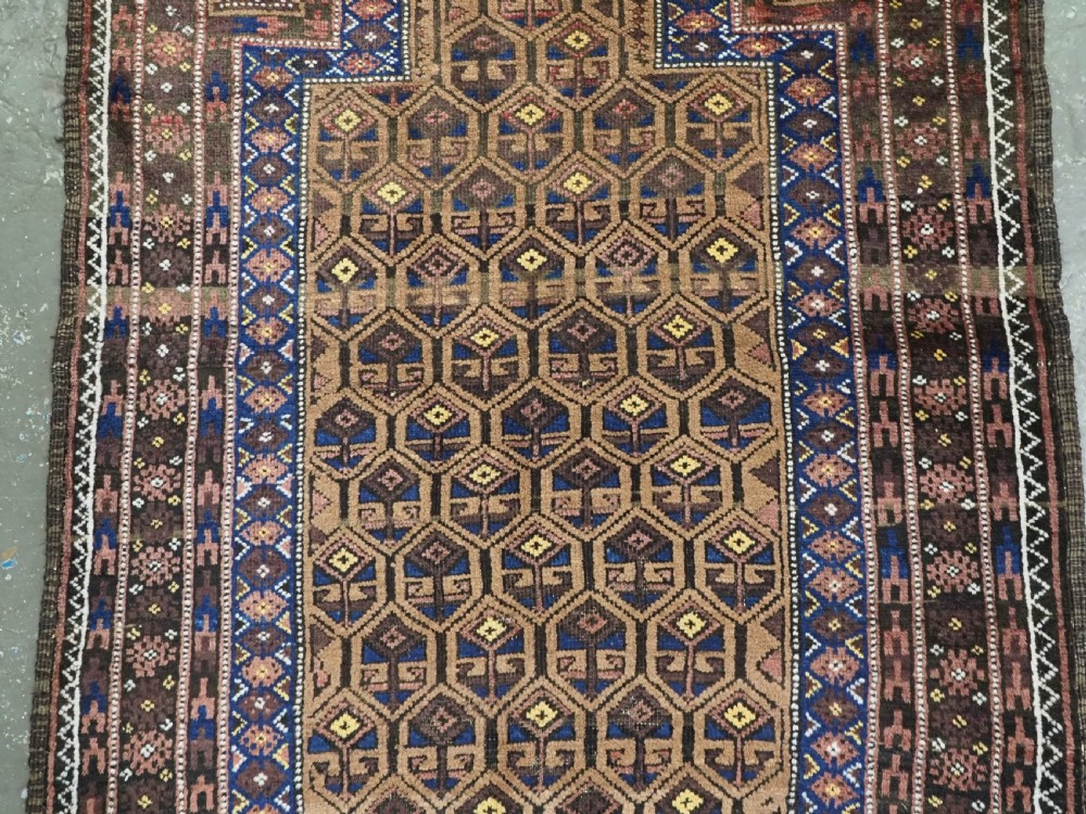 ANTIQUE BALUCH / TIMURI PRAYER RUG, WESTERN AFGHAN BORDER LANDS, CIRCA 1900. View IV