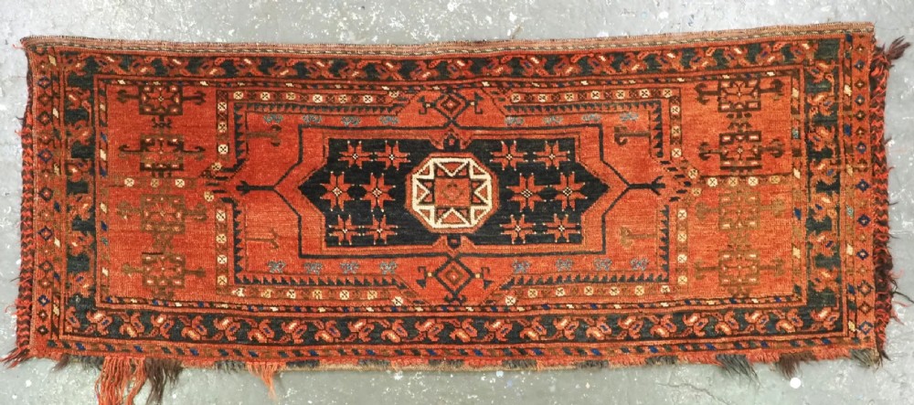 ANTIQUE ERSARI TURKMEN TORBA, 'STAR IN OCTAGON' DESIGN, CIRCA 1880.