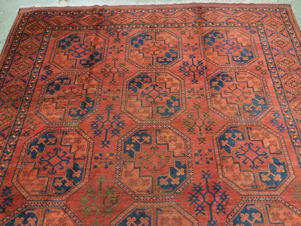 ANTIQUE ERSARI TURKMEN MAIN CARPET OF CLASSIC TRIBAL DESIGN, CIRCA 1890. View III