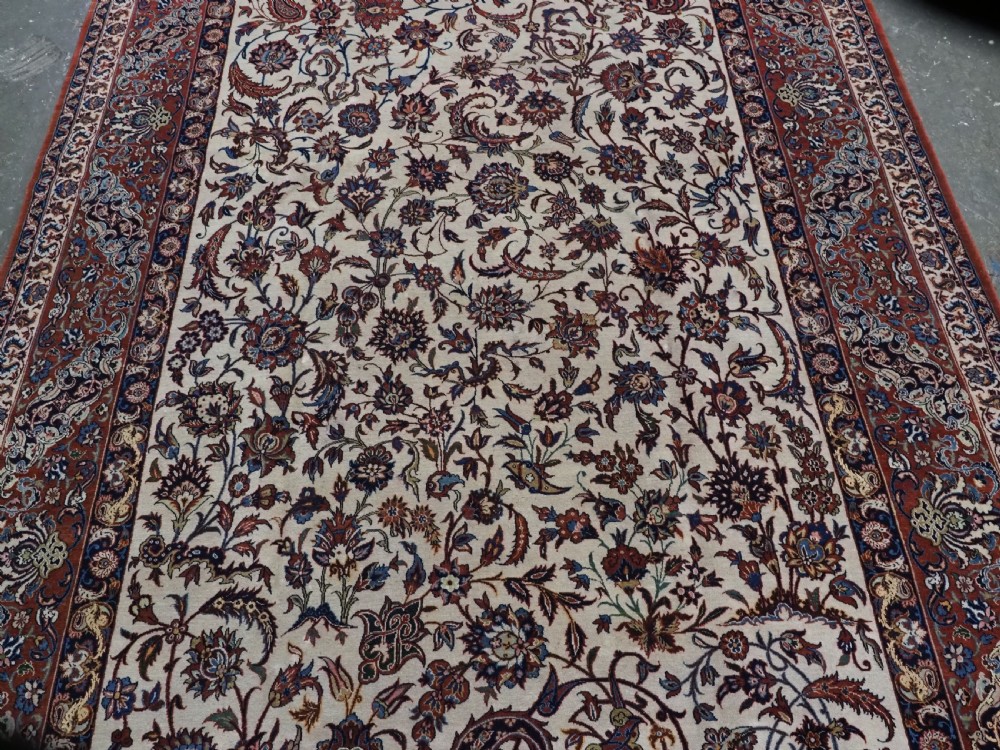 ANTIQUE ISFAHAN CARPET OF FINE WEAVE, ALL OVER DESIGN, CIRCA 1910. View IV