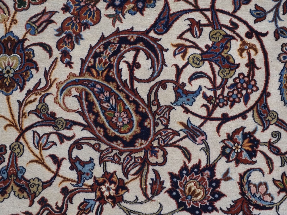 ANTIQUE ISFAHAN CARPET OF FINE WEAVE, ALL OVER DESIGN, CIRCA 1910. View X