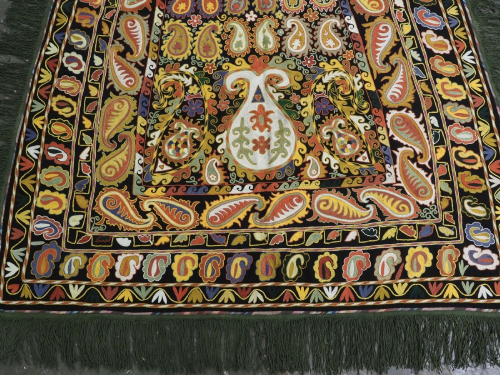 ANTIQUE EMBROIDERED CEREMONIAL HORSE / SADDLE COVER BY THE LAKAI TRIBE, UZBEKISTAN, CIRCA 1920. View IV