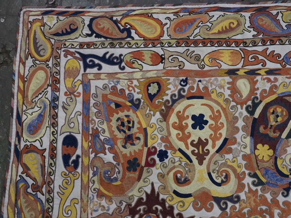 ANTIQUE UZBEK SHAHRIZABAZ LAKAI SUZANI, FINE DETAILED WORK, CIRCA 1900/20. View V
