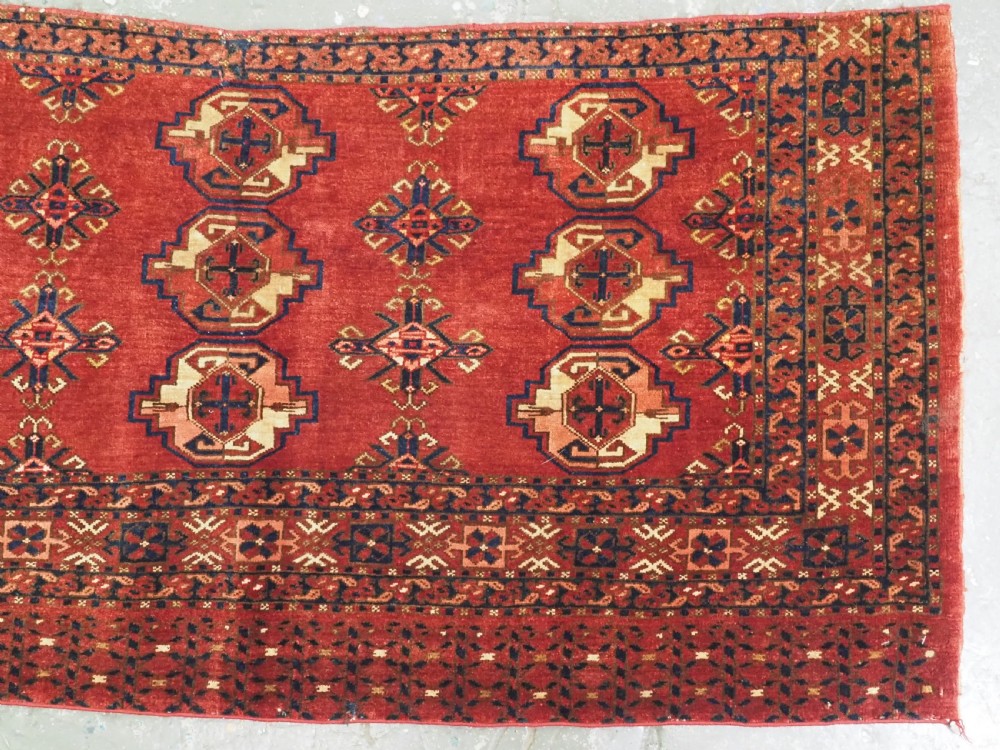 ANTIQUE ERSARI TURKMEN 9 GUL CHUVAL FACE, LARGE SIZE GULS, CIRCA 1880. View IV