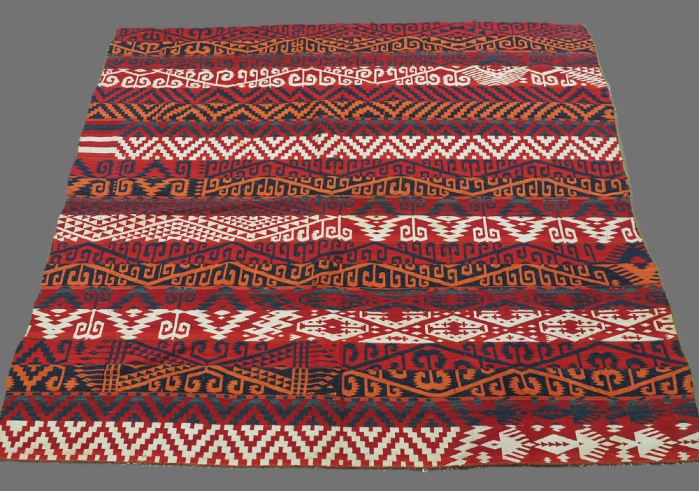 ANTIQUE CENTRAL ASIAN UZBEK GAJERI KILIM, BOLD GRAPHIC DESIGN, CIRCA 1900/20.
