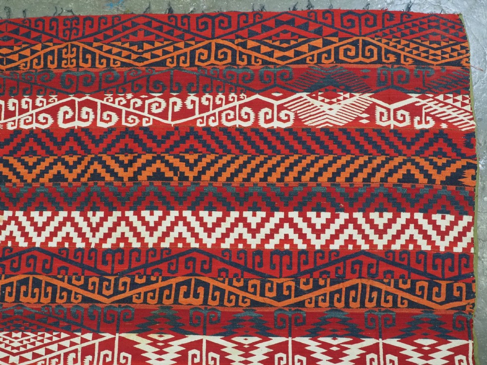ANTIQUE CENTRAL ASIAN UZBEK GAJERI KILIM, BOLD GRAPHIC DESIGN, CIRCA 1900/20. View VI