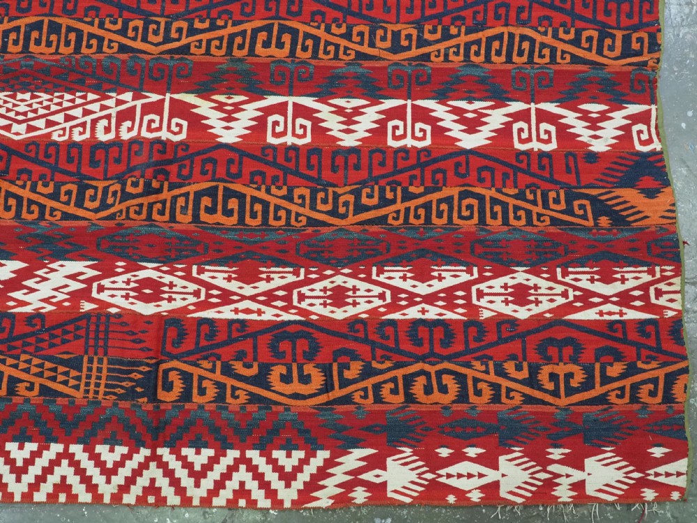 ANTIQUE CENTRAL ASIAN UZBEK GAJERI KILIM, BOLD GRAPHIC DESIGN, CIRCA 1900/20. View VIII