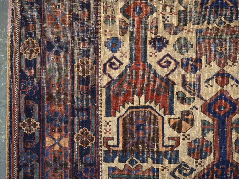 ANTIQUE AFSHAR NERIZ RUG WITH SHIELD DESIGN OF EARLY DATE, 2ND HALF 19TH CENTURY. View VII